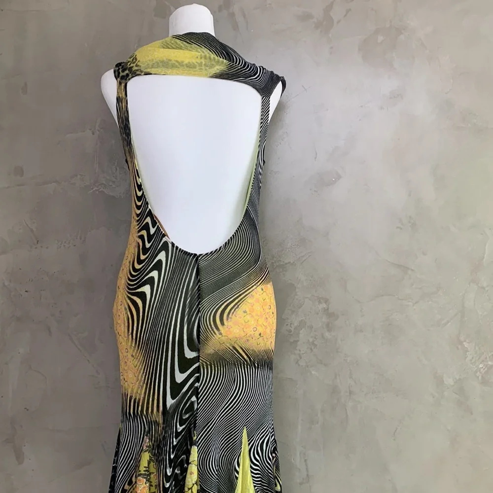 gold formal dresses for women KissProm Sequin Strapless Lace-Up Front Long Prom Dress with Slit, Gold / 8 KlavDillon It is adorned with From 1750 to 1999 Color:Black Yellow Flower